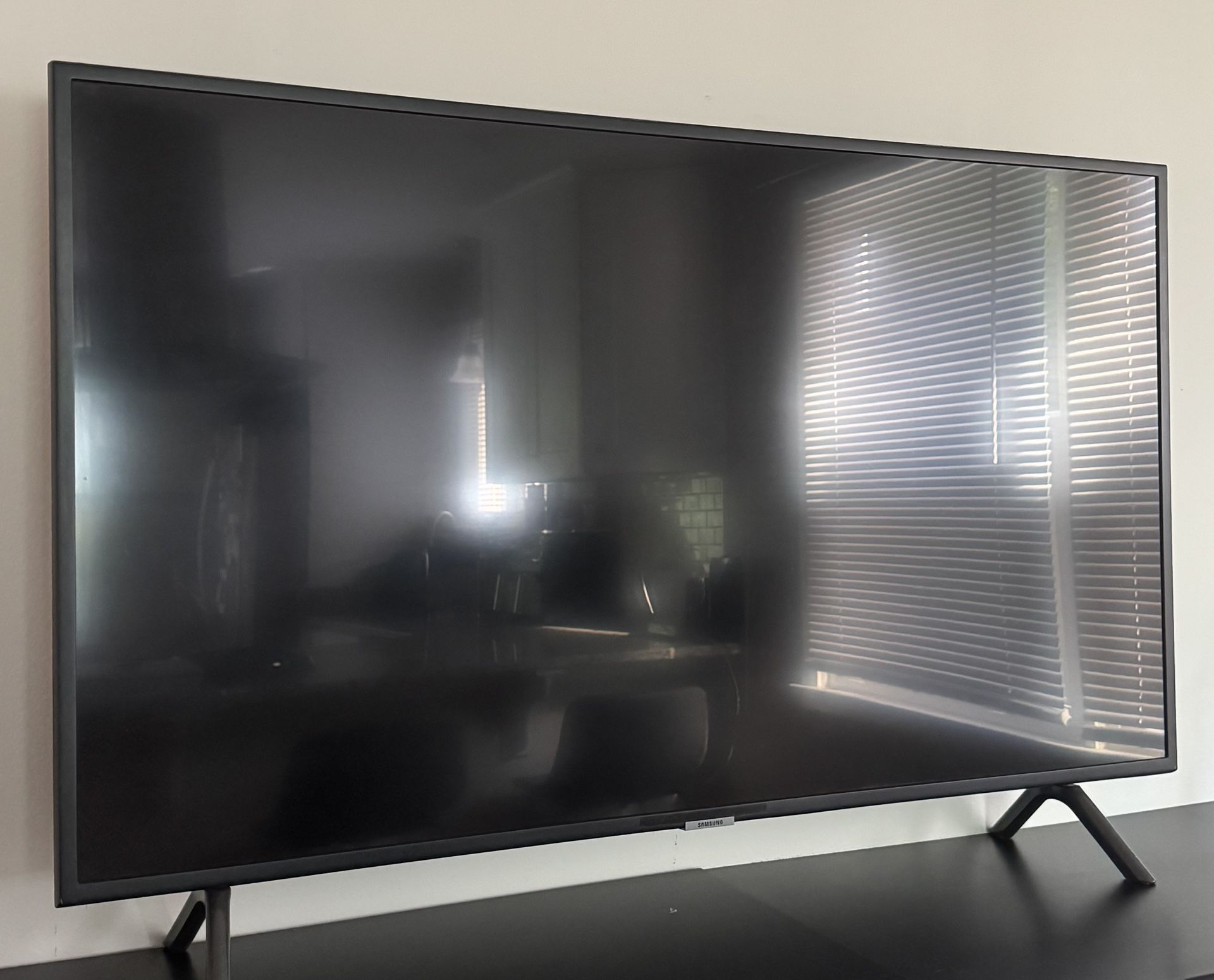 50” Samsung TV
