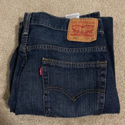 Levi’s Model 569