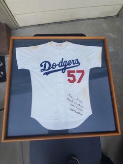 Vintage 1970s Dodgers - Joe Moeller SIGNED Game Jersey.