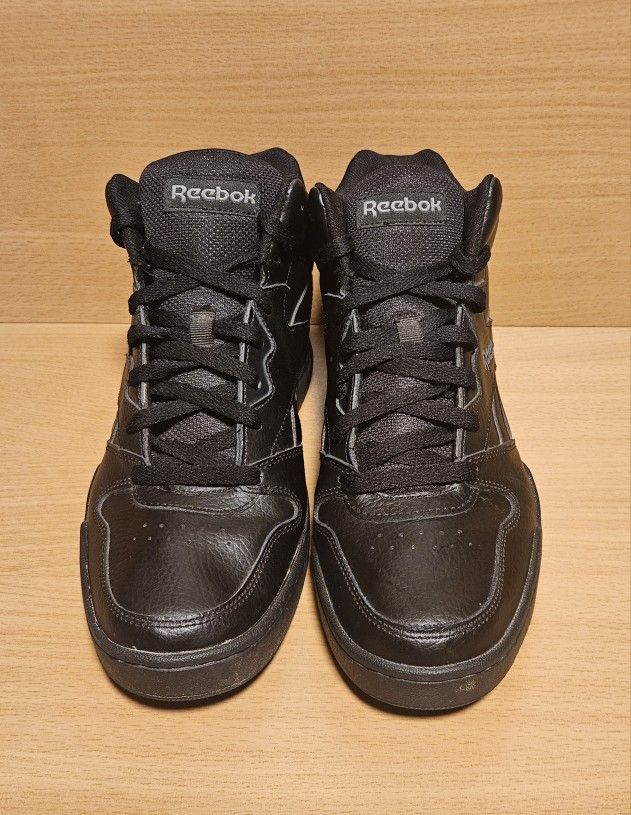 Men's Classic Reebok High Tops Size 9