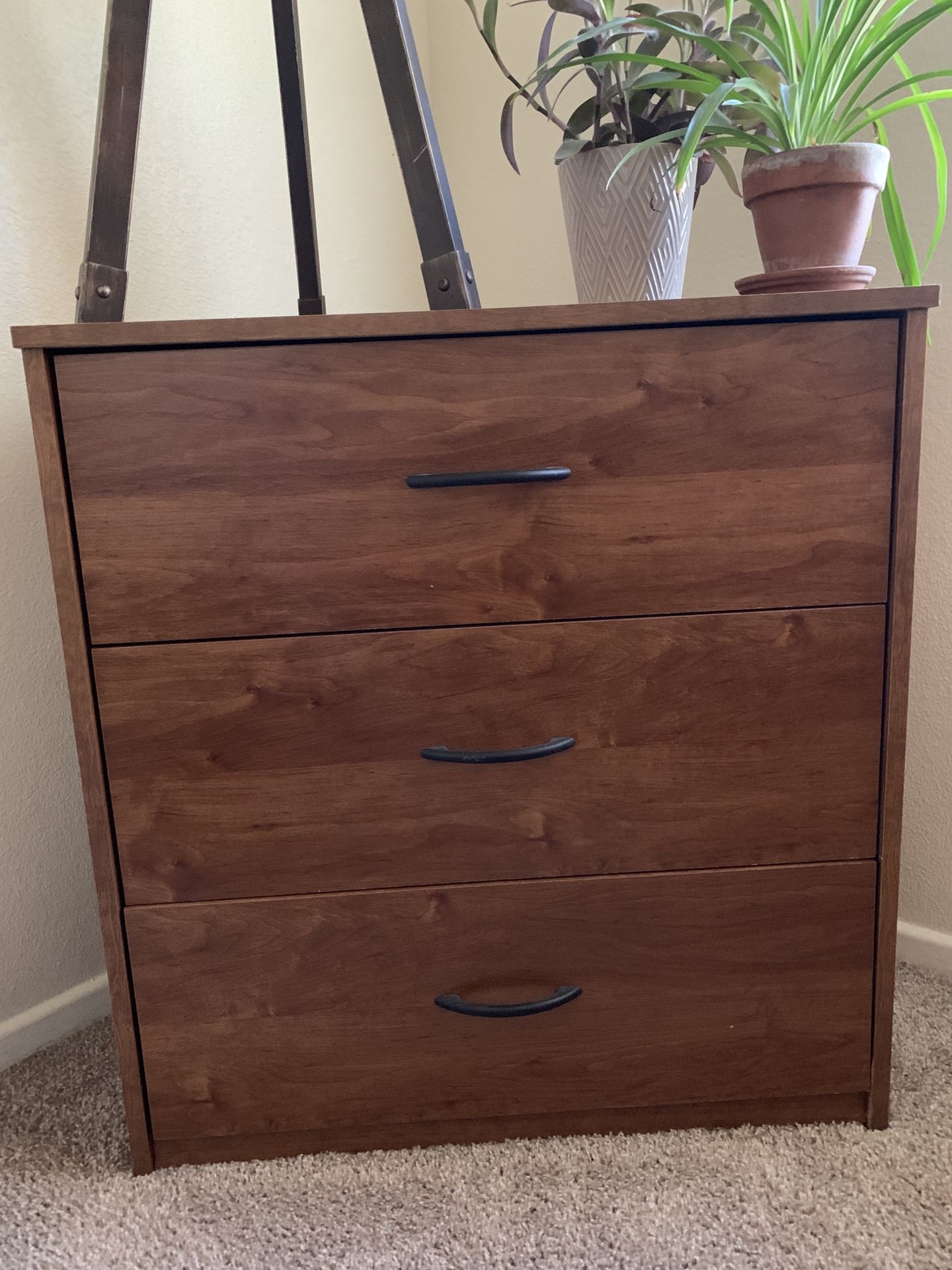 3-drawer Dresser