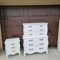 Vintage French Provincial Dresser & Nightstand