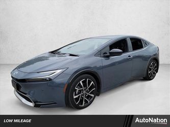 2025 Toyota Prius Plug-In Hybrid