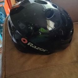 Razor  V17 Helmet