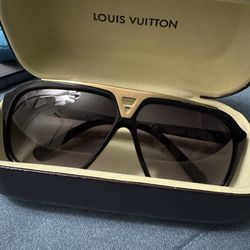 Louis Vuitton 1.1 millionaires sunglasses