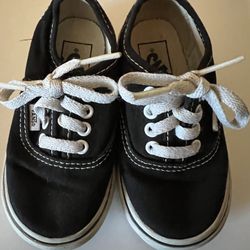 Kids shoes size 6 ❗️Firm Price❗️