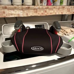 BOOSTER CAR SEAT 