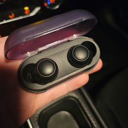 Sony Earphones New 20$