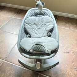 99% New Electric Swing with Remote Control 