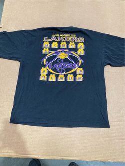 Vintage 2000’s Los Angeles Lakers Men's T-Shirt Size XXL Kobe Bryant