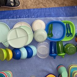 Tupperware Sets (SEE PICS) $40 BRAND NEW 