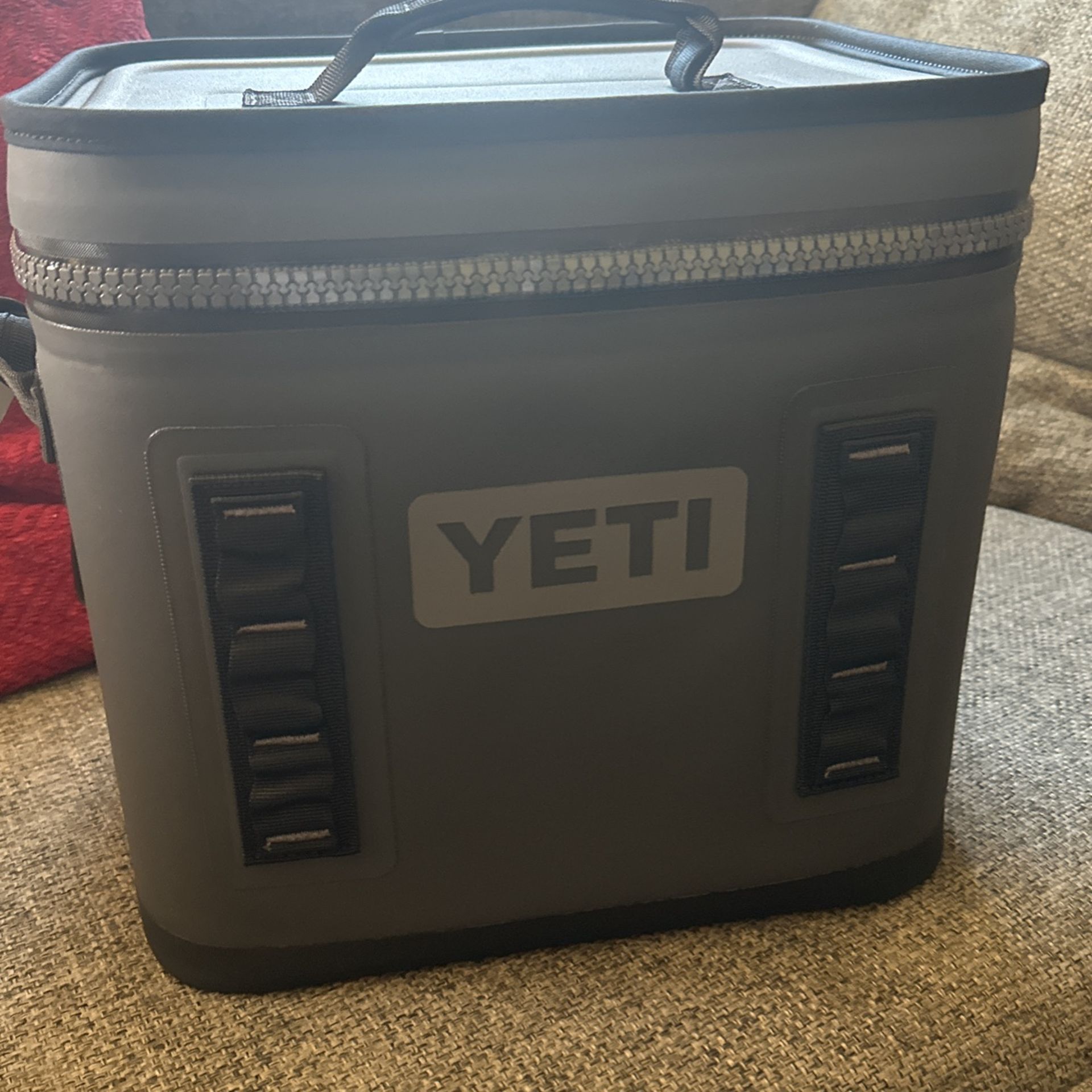 Yeti M12 Cooler