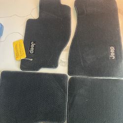 OEM Jeep Grand Cherokee Floor Mats 2011–2021 Like New