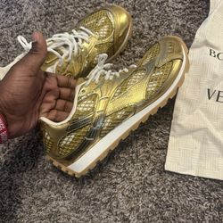 Bottega Size 12 (45)