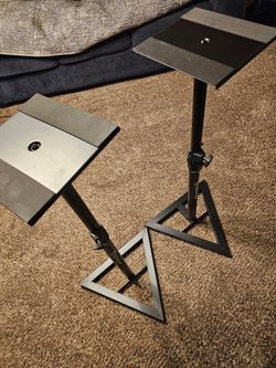 Speaker stands