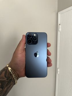 iPhone 15 Pro Max [256 GB] Unlocked