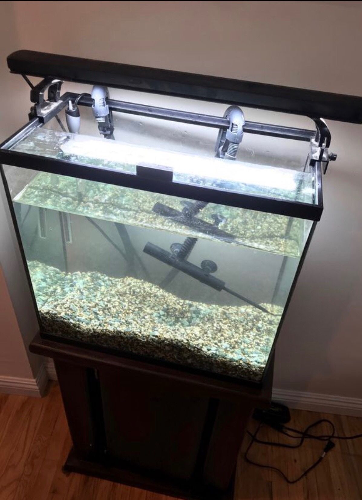 Fish Tank for Sale-Tall 18 Gallon (Complete Set)