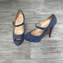 Authentic Christian Louboutin Heels 38 1/2 