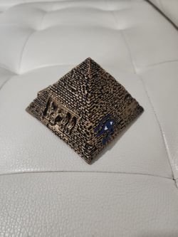 Pyramid Jewelery Box 