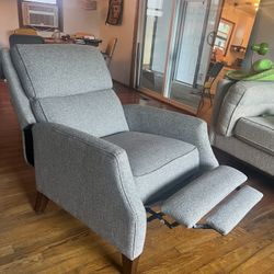 Great Condition  Recliner