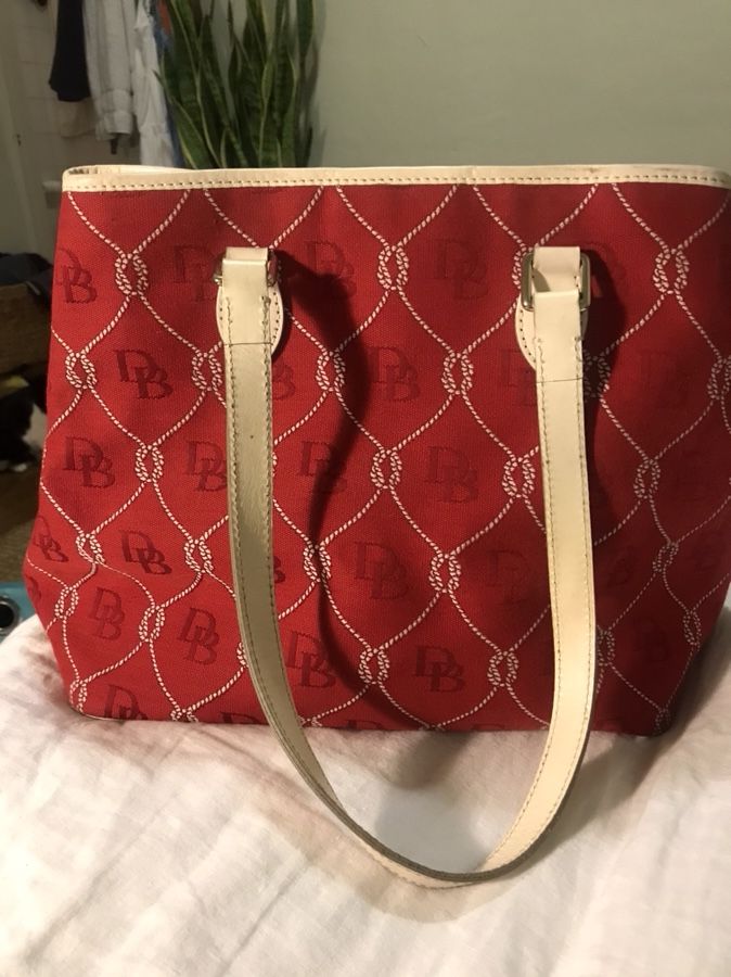 Dooney & Bourke tote