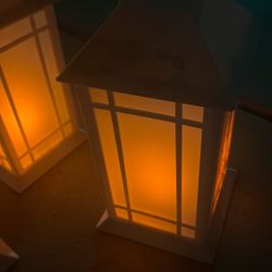 Lanterns Solar Powered Brand New But Been Outside For A Week