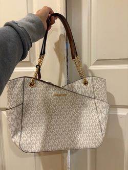 Michael Kors MK Signature Tote Bag
