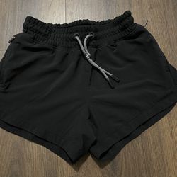 Girl’s Athleta Girl Black Athletic Shorts M/8-10