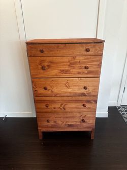 Dresser