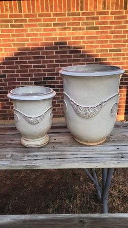 Planter pots