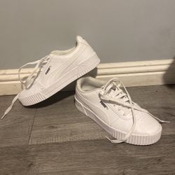 Tennis Puma Womens Size 9,5