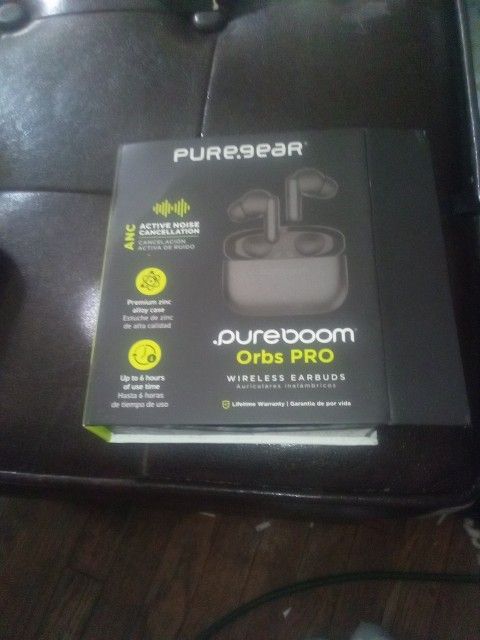 Pure.Boom Earbuds