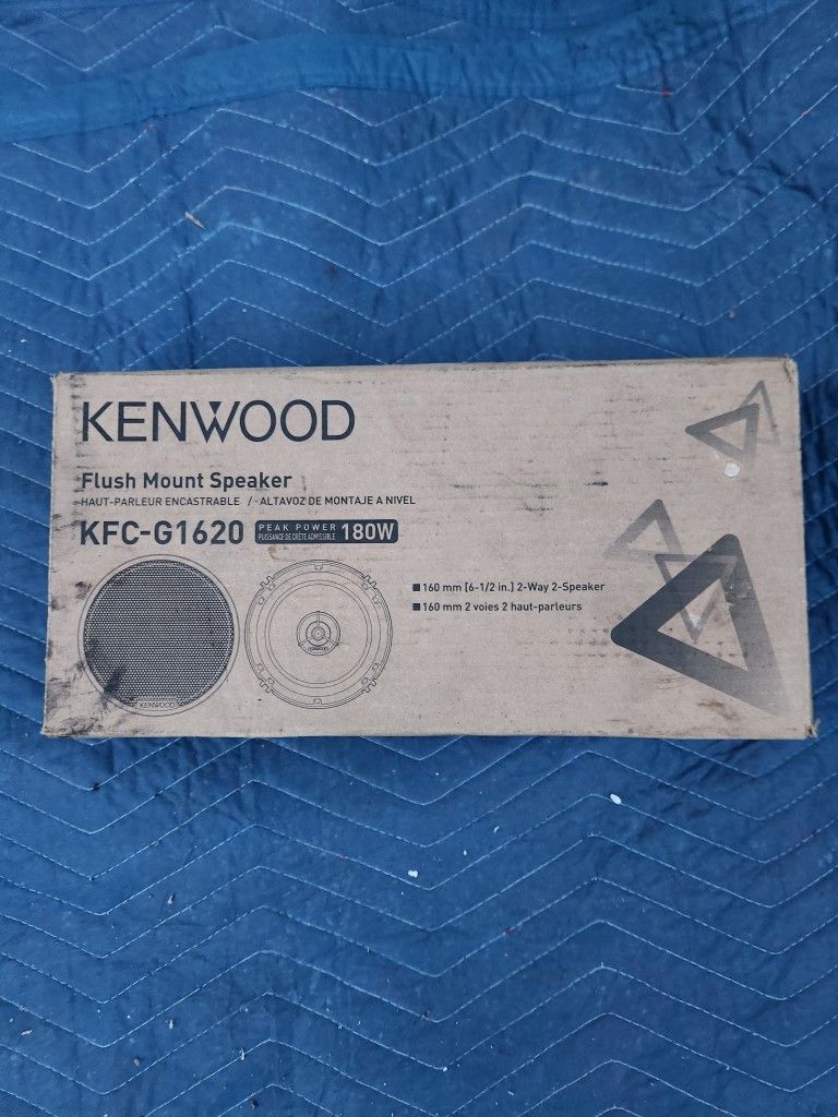 Kenwood Speakers Unused