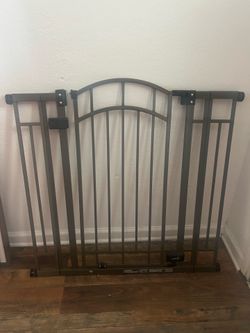 Baby gate