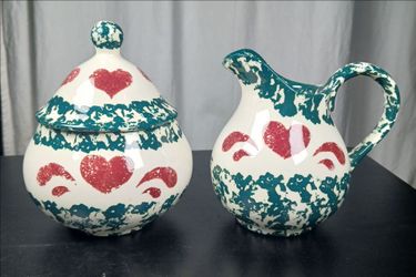 Vtg Cottagecore Heart Sponge Painted Set Sugar Bowl Lid Cream Pitcher Holiday