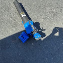 KOBALT. Blower. With 4amp Battery And Charger 