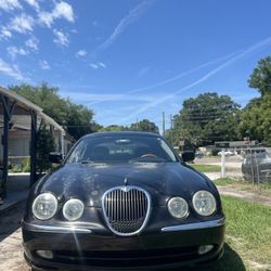 Jaguar 2001