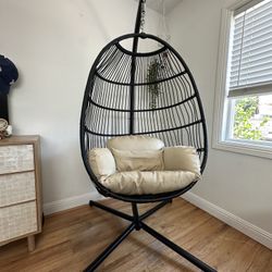 black hanging chair
