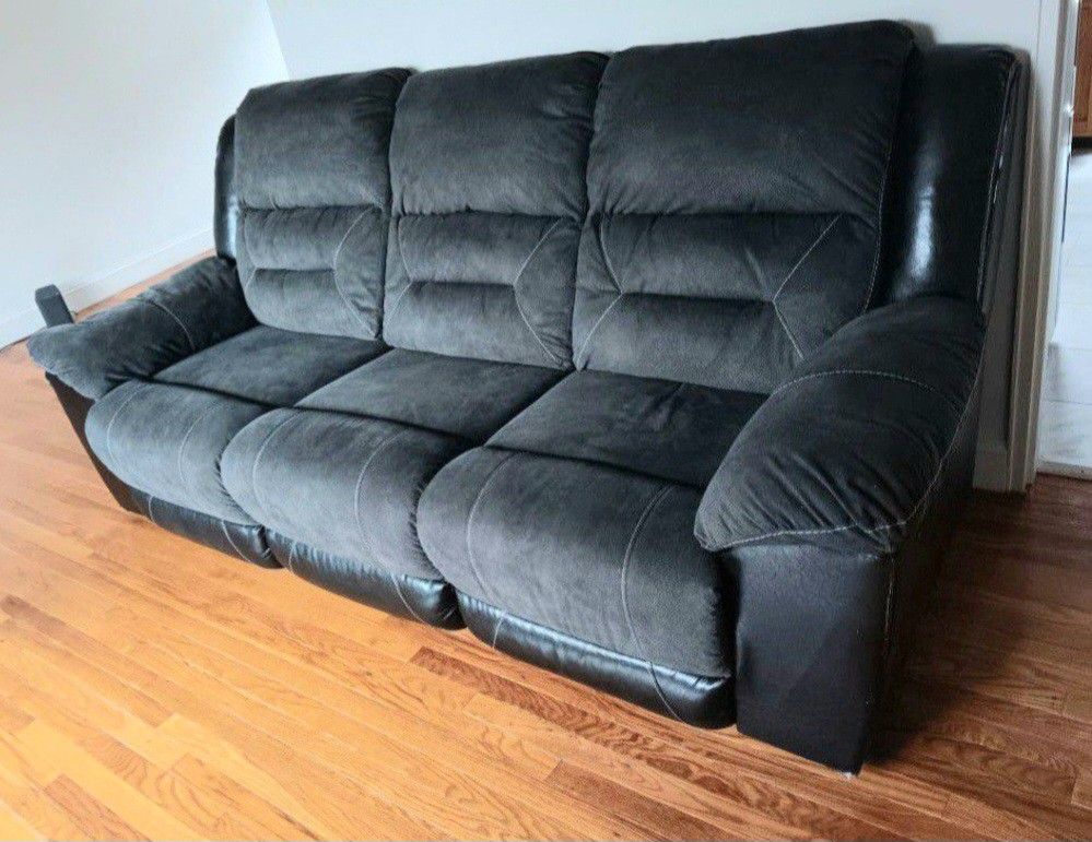 Three Seater Recliner Couch 