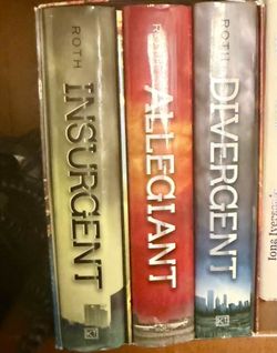 Divergent book series