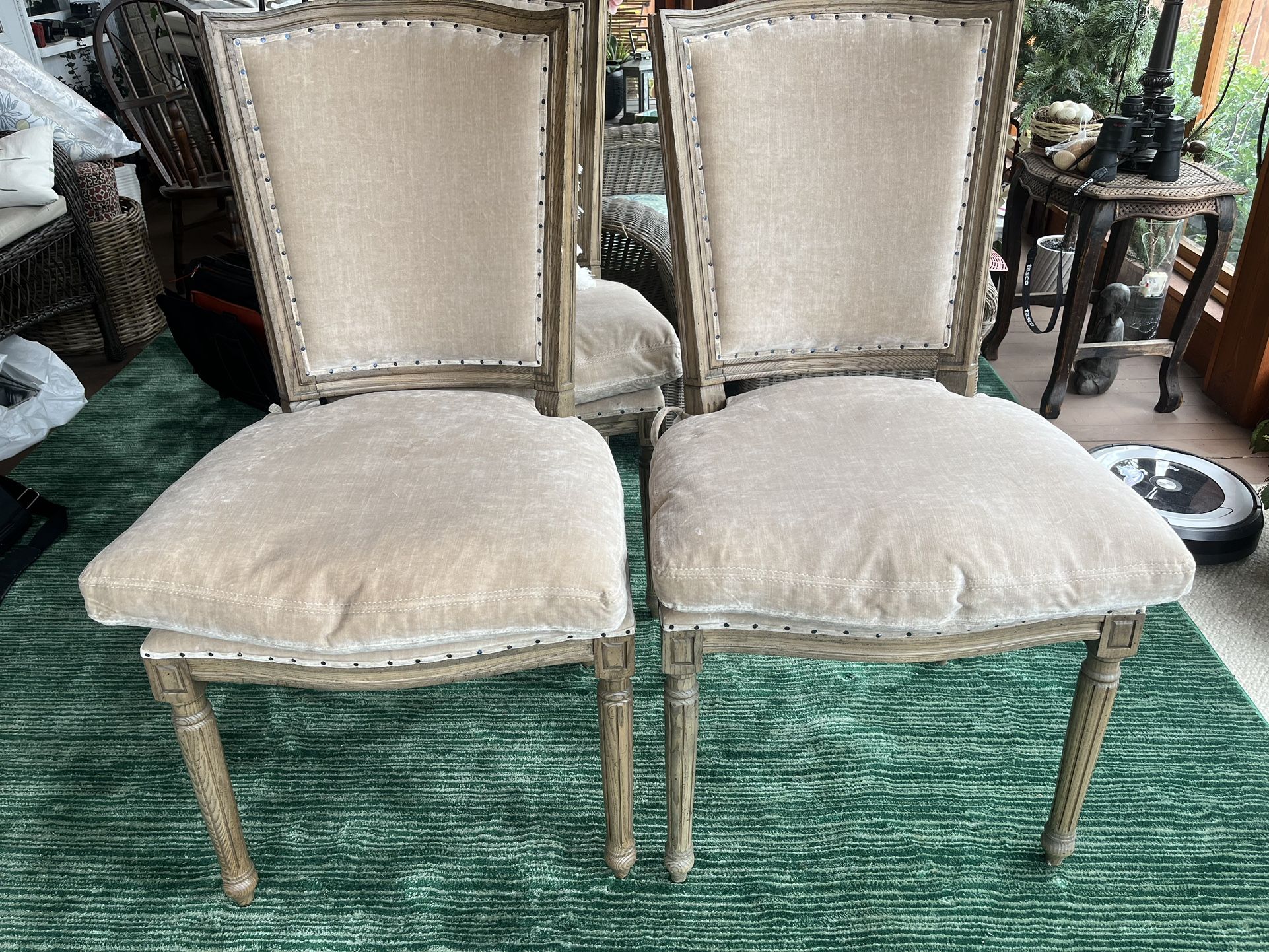 Dining Chairs 4 Beige Velvet Chairs W/cushion