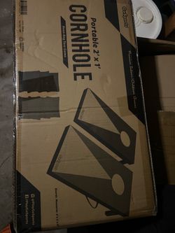 Corn hole toss game