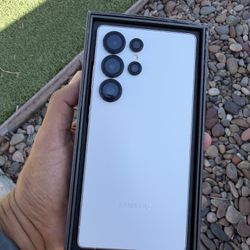 Samsung Galaxy S25 Ultra 512GB Silver Unlocked Any Carrier