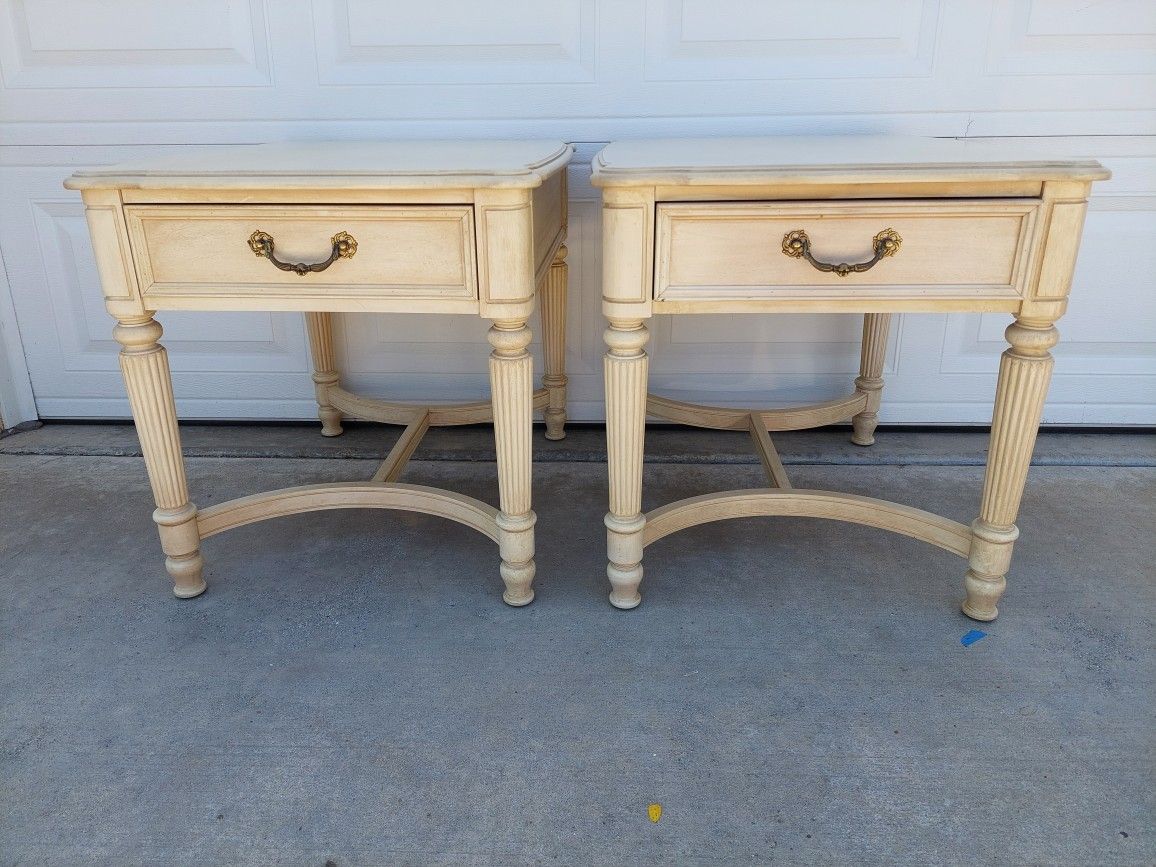 2 End Tables