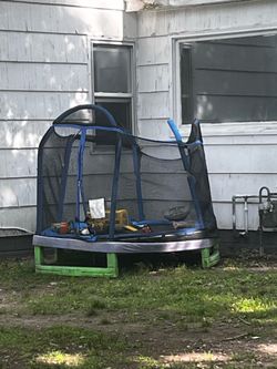 Trampoline
