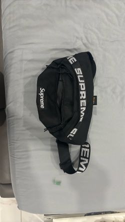 Supreme season 19 waist back cross body