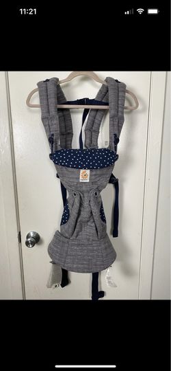 Ergo baby carrier