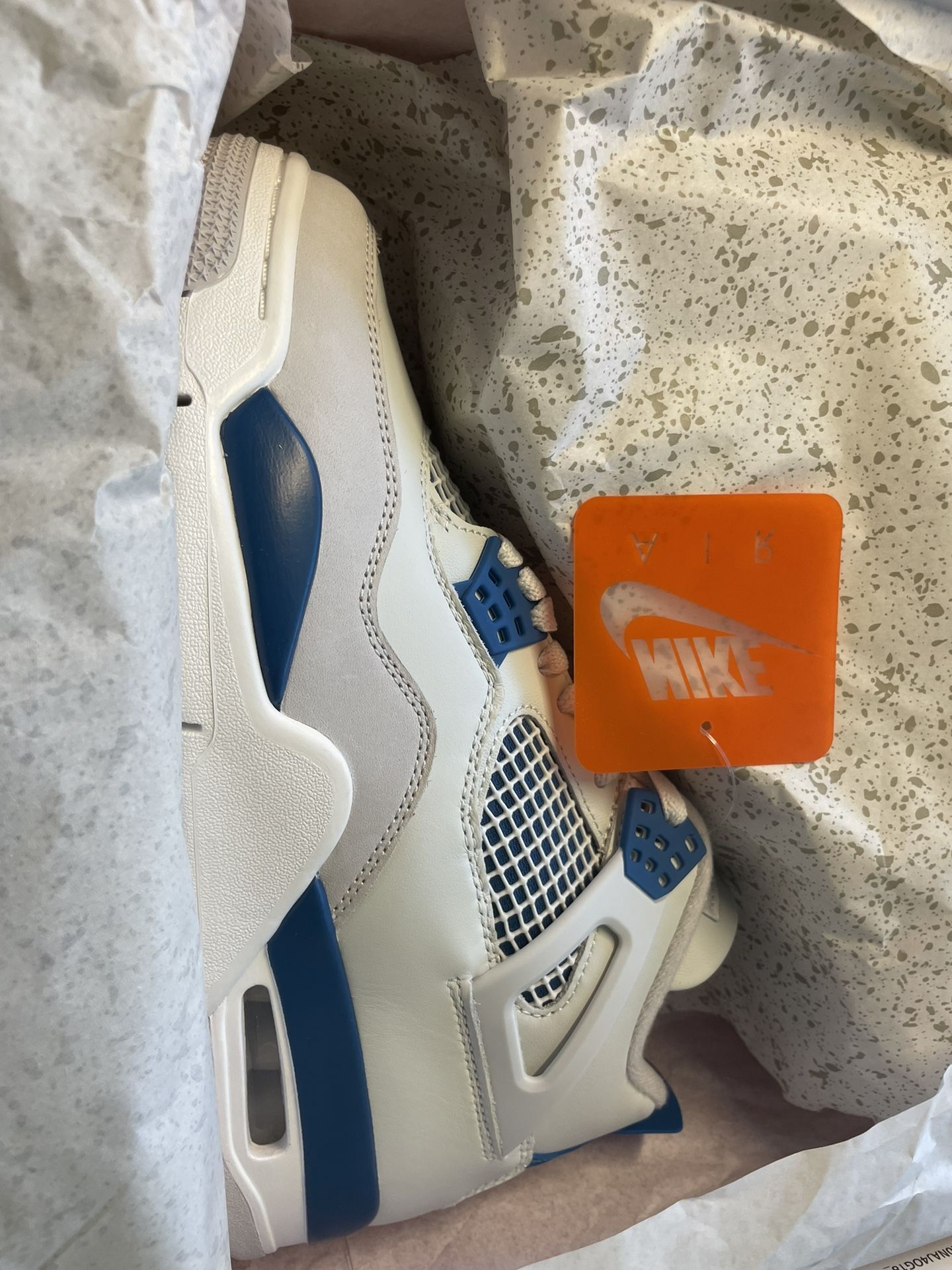 Jordan 4 Military Blue 