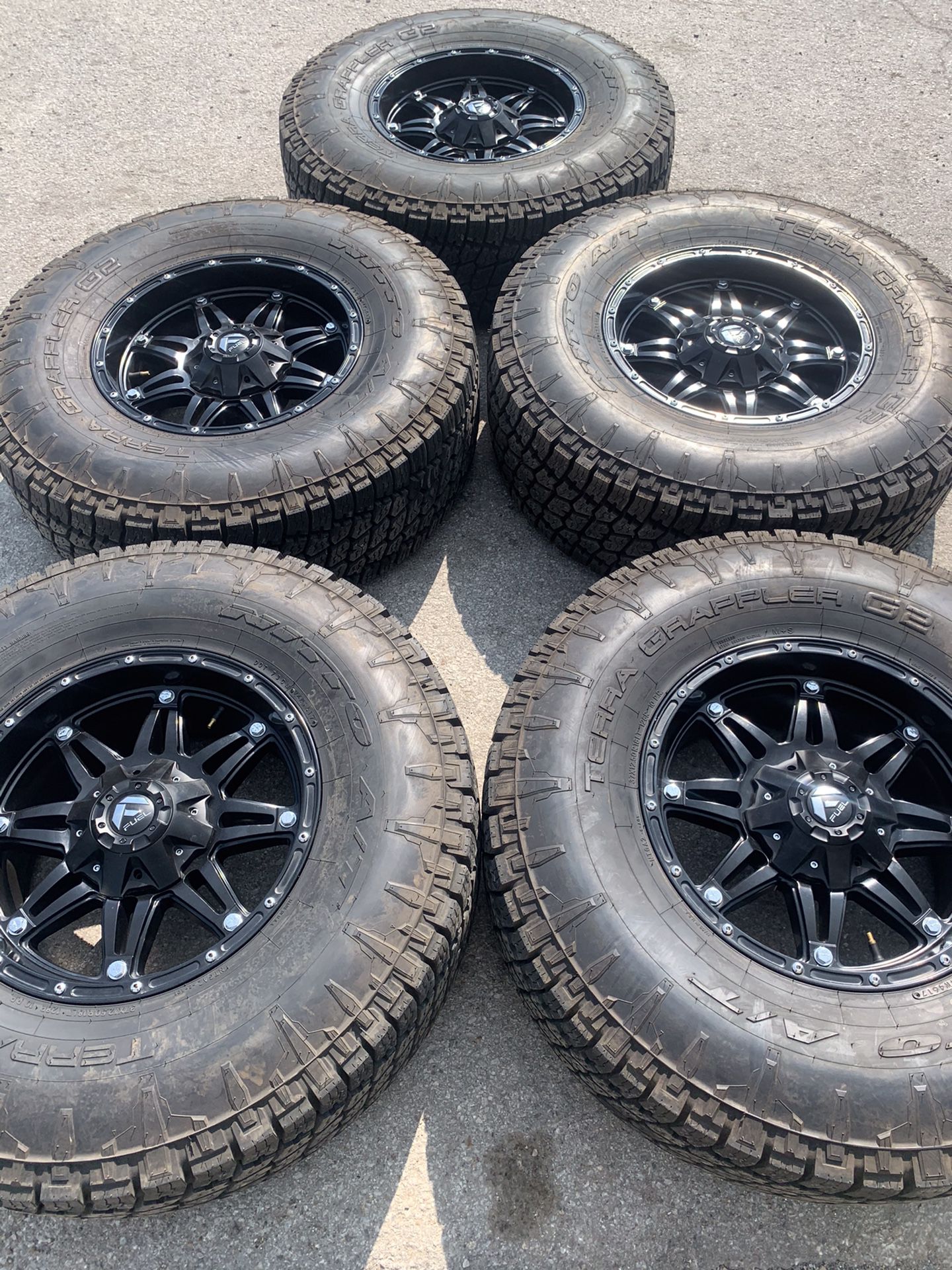 Like new Black Fuel Rims And 37” Nitto All Terrain Tires Fuels Wheels & Nittos 2020 Gladiator / JL JLU Rubicon Rines y llantas 2016 Jeep 2017 JK 2015