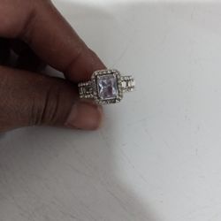 Brand New Gorgeous 925 Sterling Silver Diamond Ring